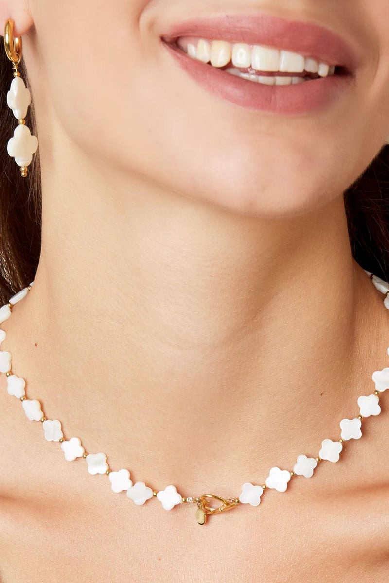 Ketting zeeschelp klavertjes Goud kleur Stainless Steel