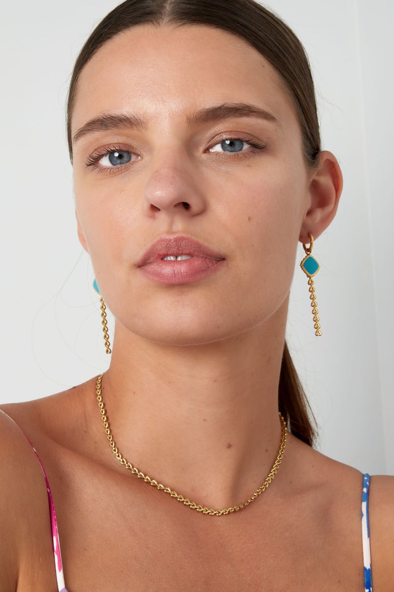 ketting aaneengesloten hartjes