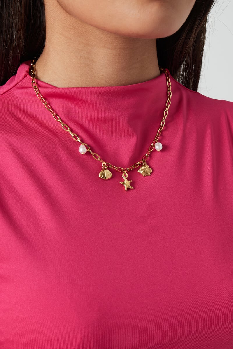 Korte ketting met strandbedels - Gold kleur