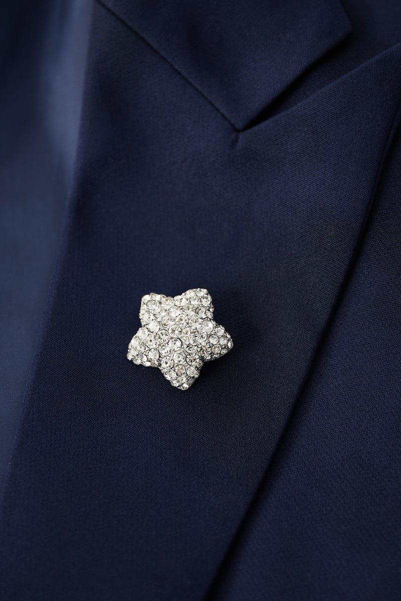 floral essence brooche