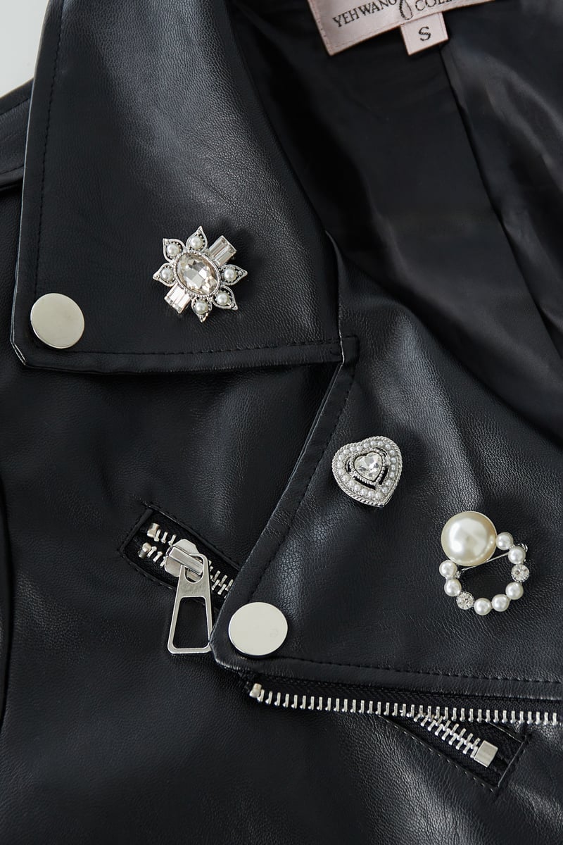 Glow brooches - wit zilver