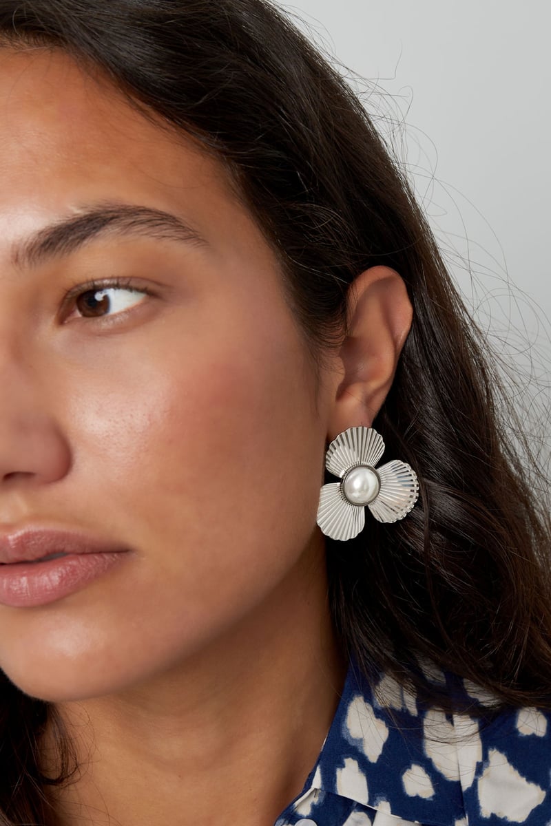 oorbellen bloem met parel