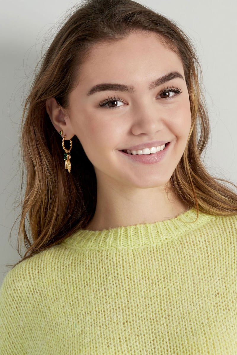 Oorbellen met hand en parelshangers - paars