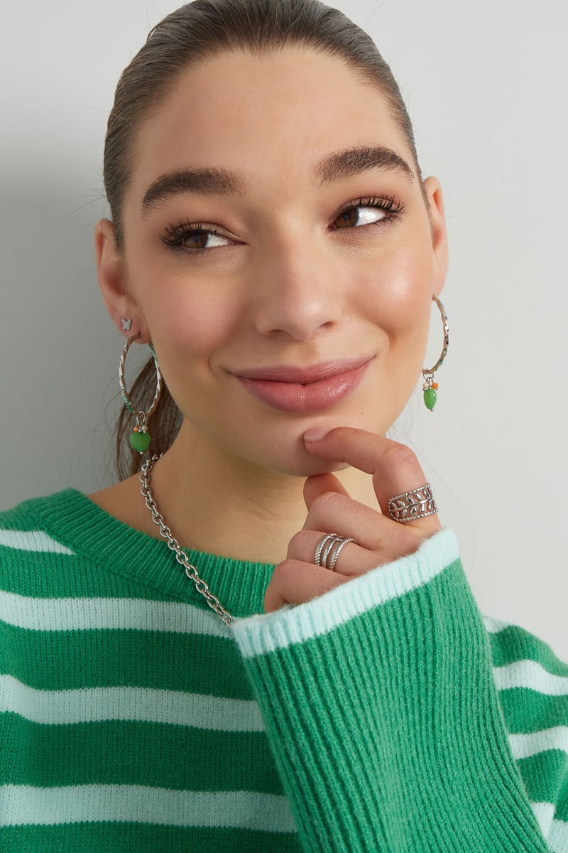 Oorbellen gedraaid met hart - zilver/groen