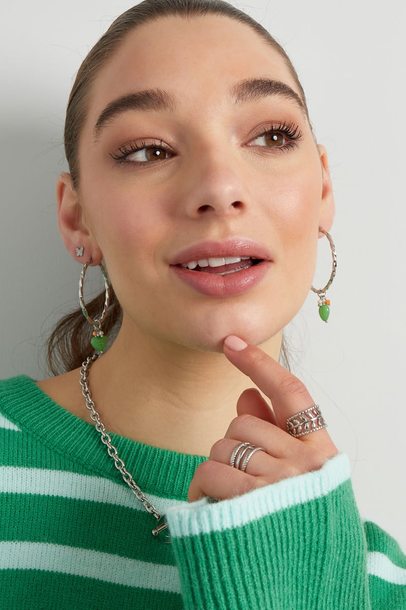 Oorbellen gedraaid met hart - zilver/groen