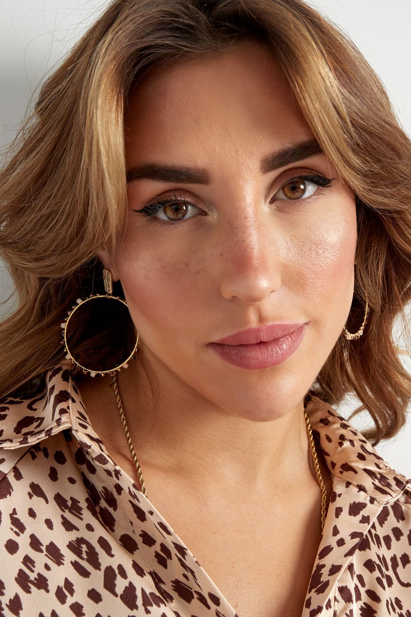 Oorbellen rond met kraaltjes - Goud kleur/blauw