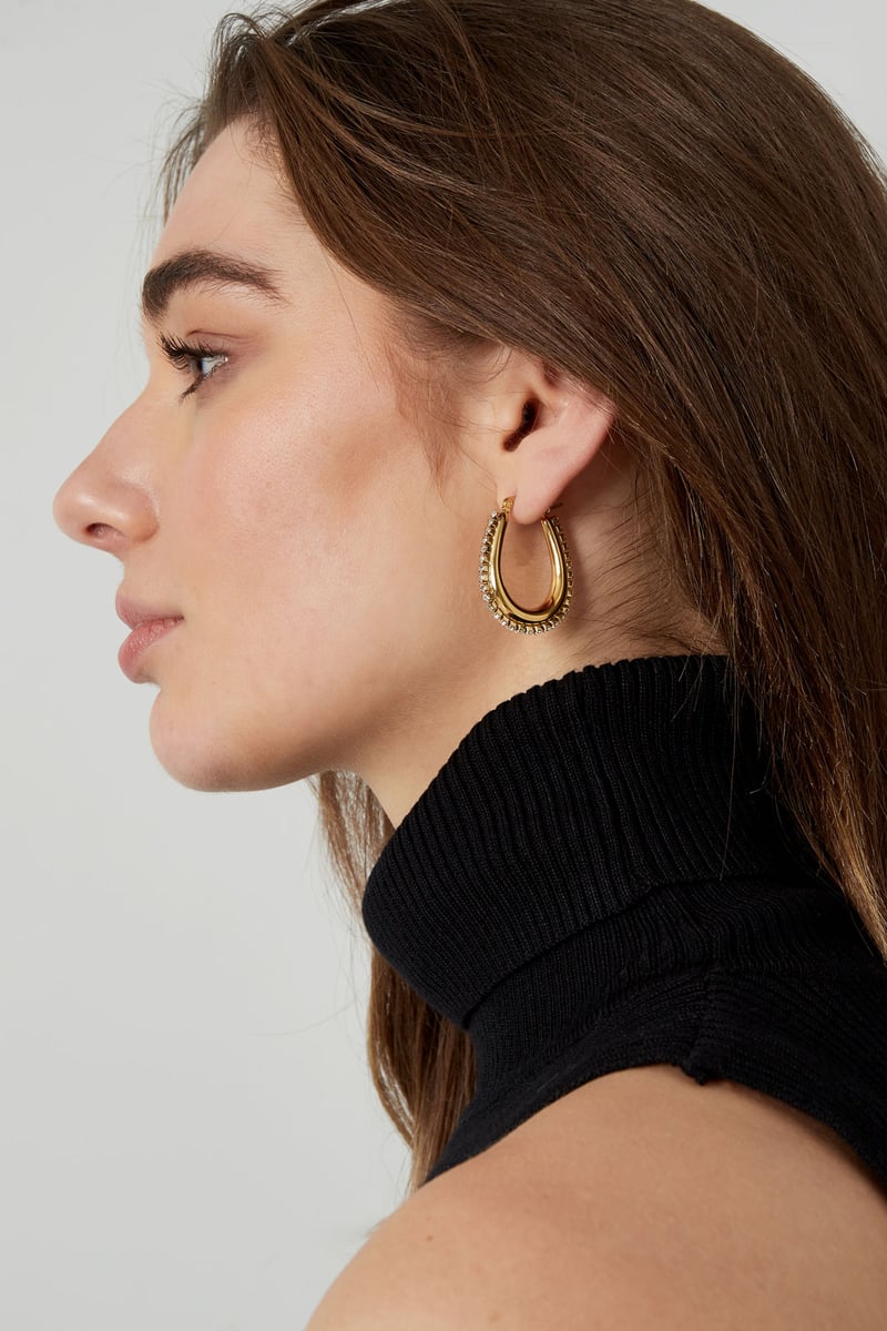 druppel vormmige oorbellen met steentjes