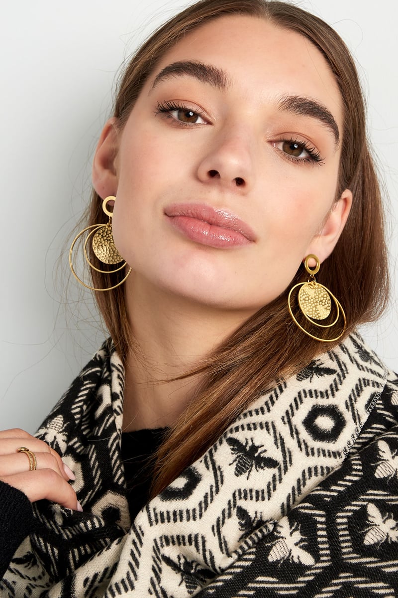 oorbellen verschillende ringen