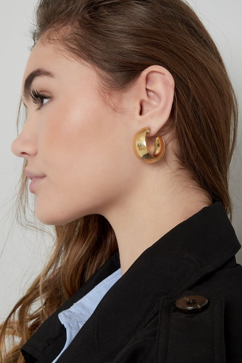 creolen met structuur medium