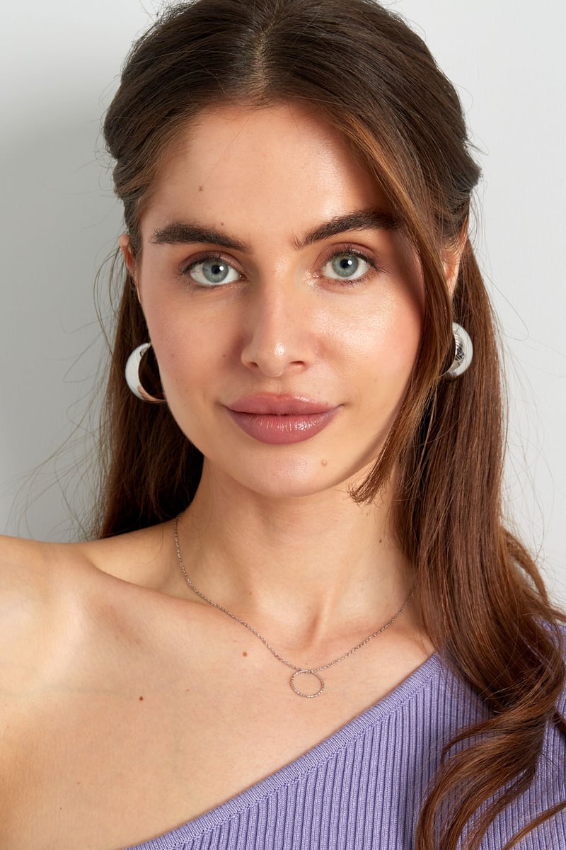 oorbellen geborsteld