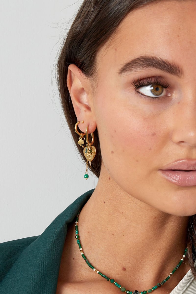 oorbellen natuursteen met poker detail - zwart 