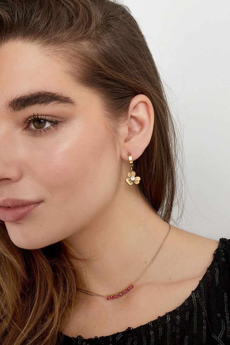 oorbellen bloem met steen