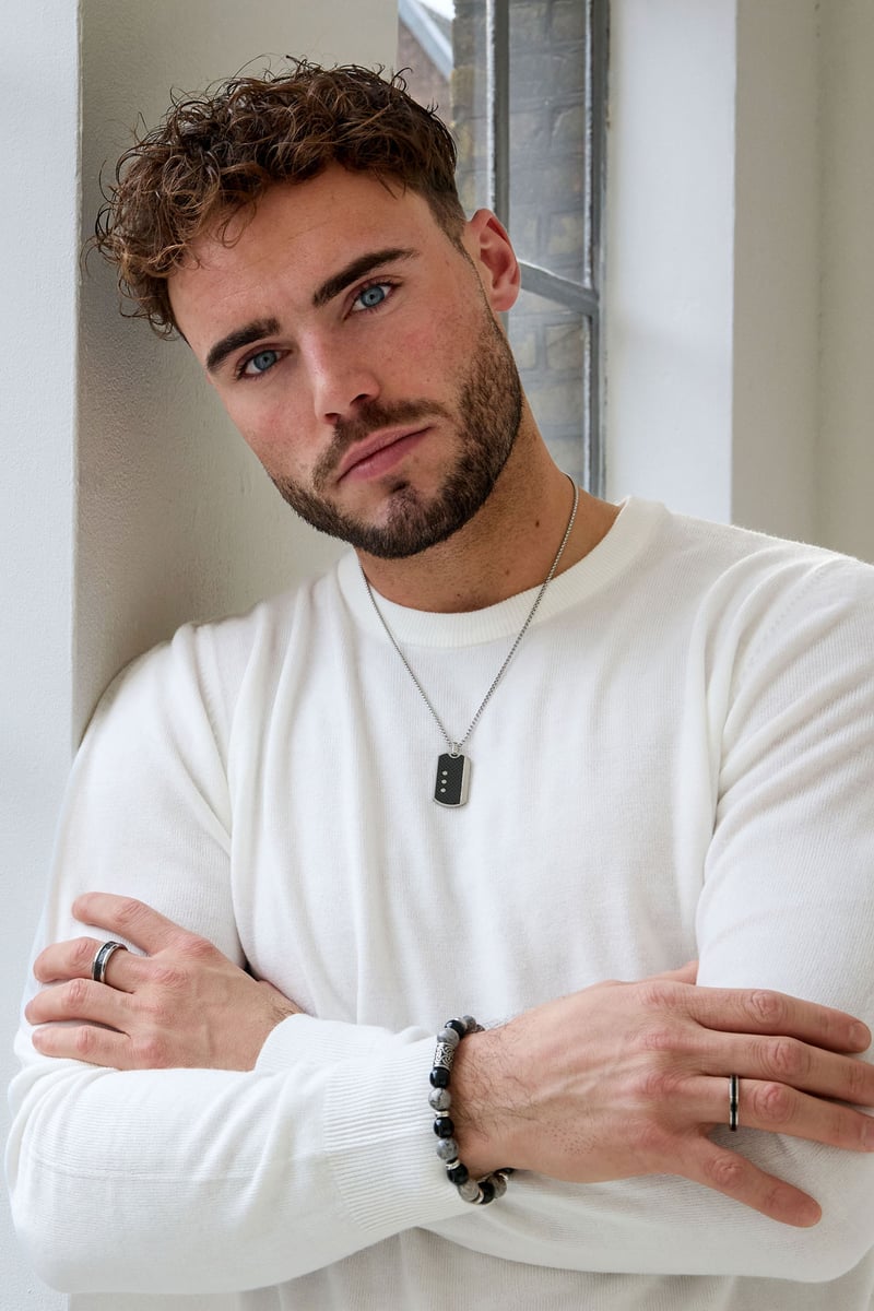 Heren armband kralen zilveren details - grijs