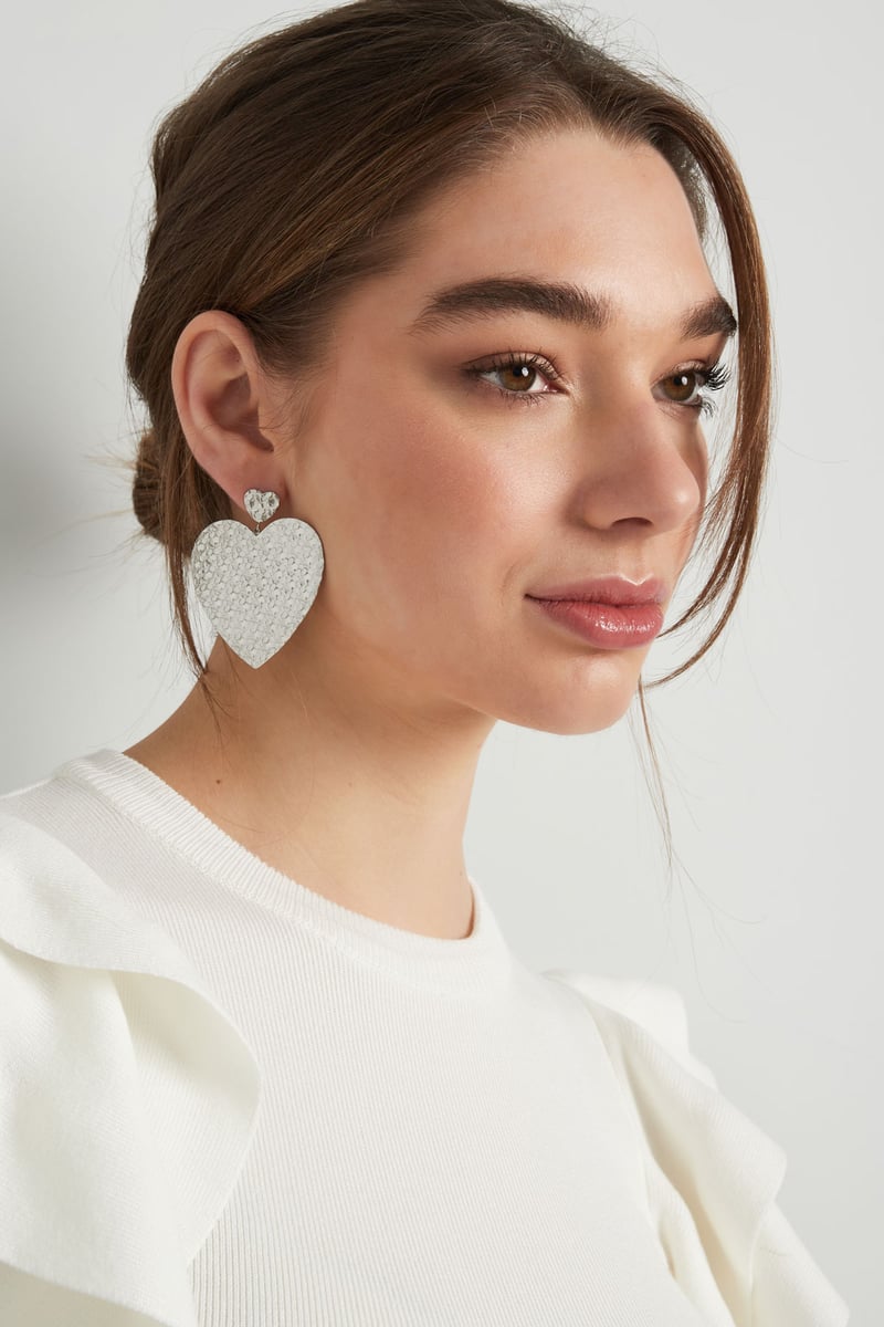 oorbel met kleine hartje met grote hartjes hanger