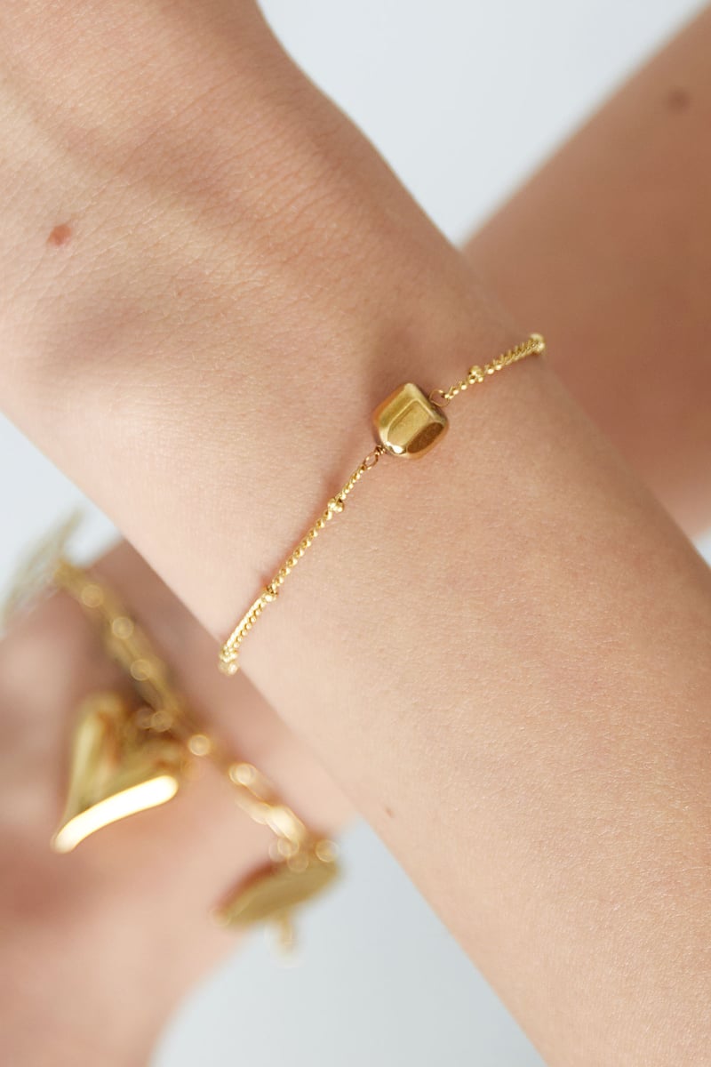 simpele armband met balletjes