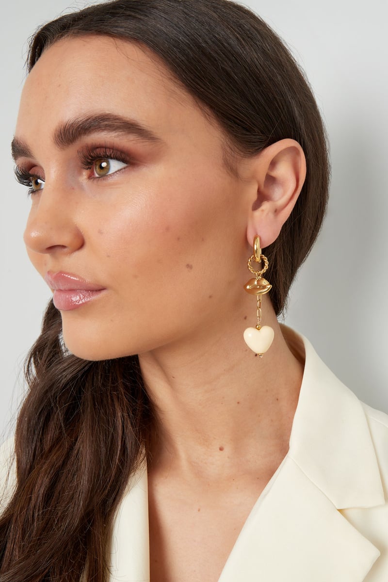 oorbellen love on the lips - roze