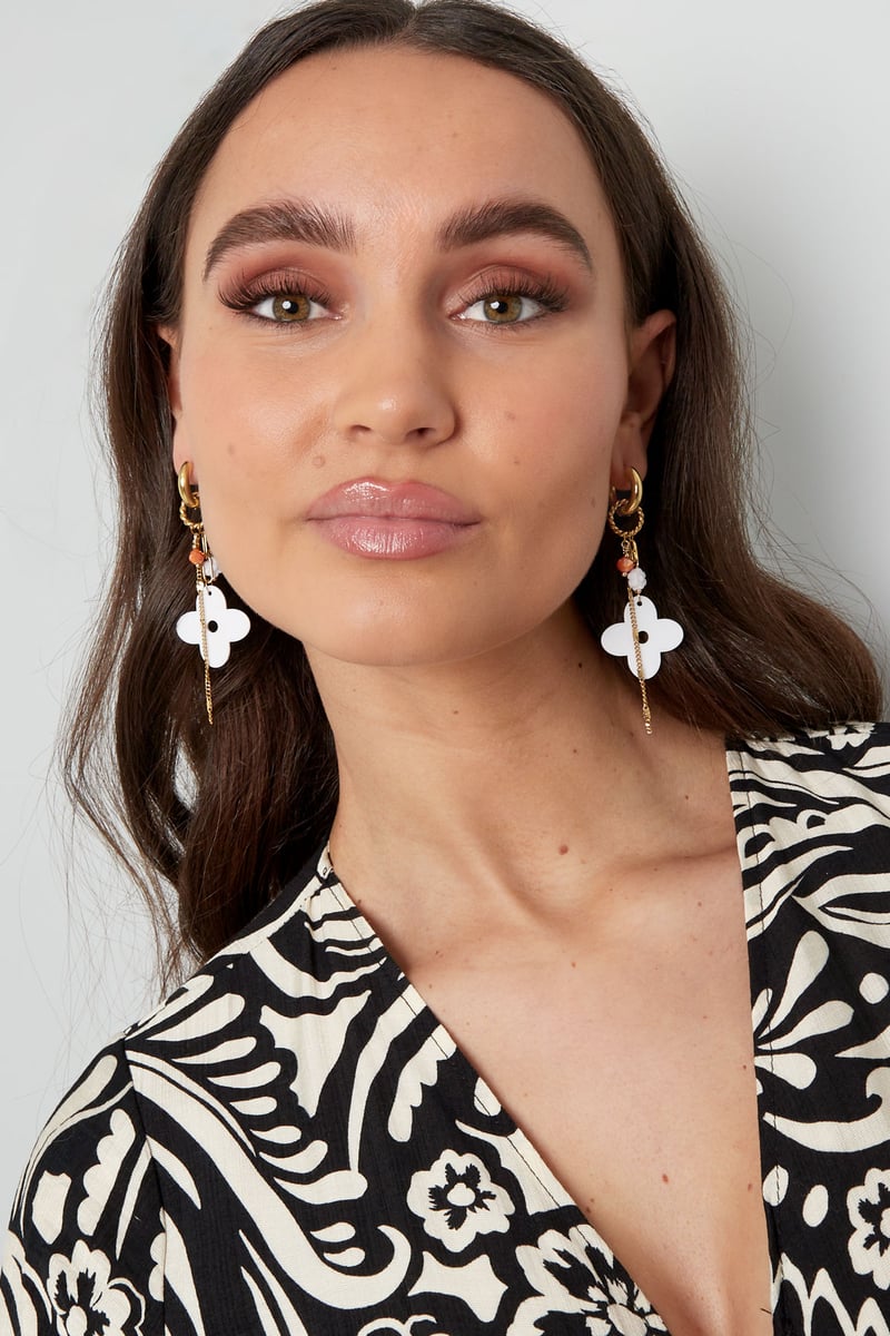 oorbellen flower power - wit