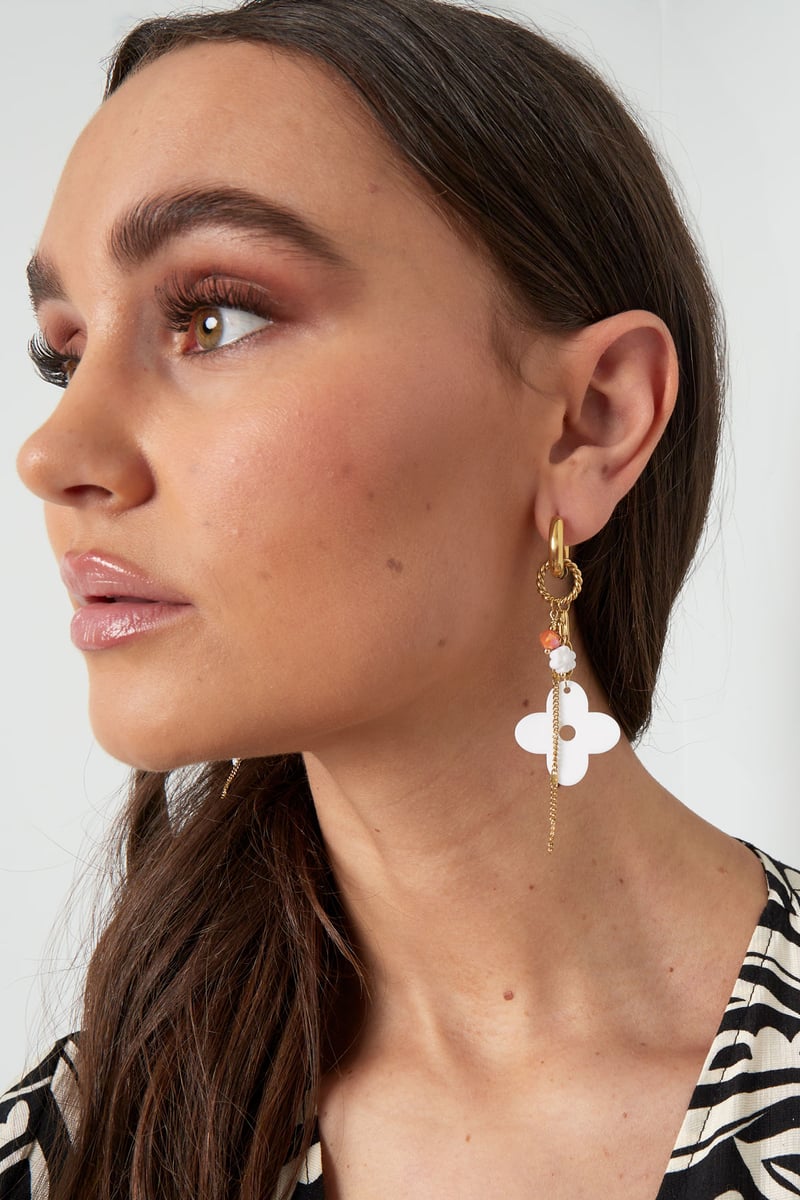 oorbellen flower power - wit