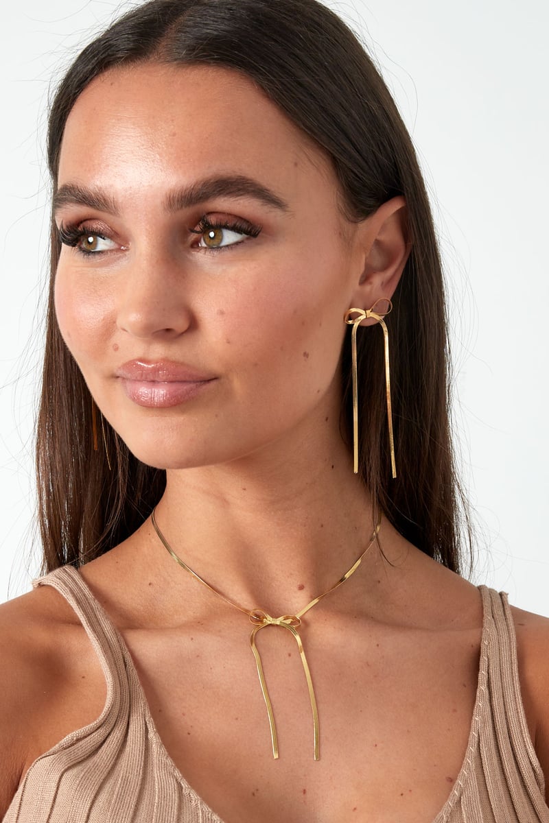 oorbellen met lange strik