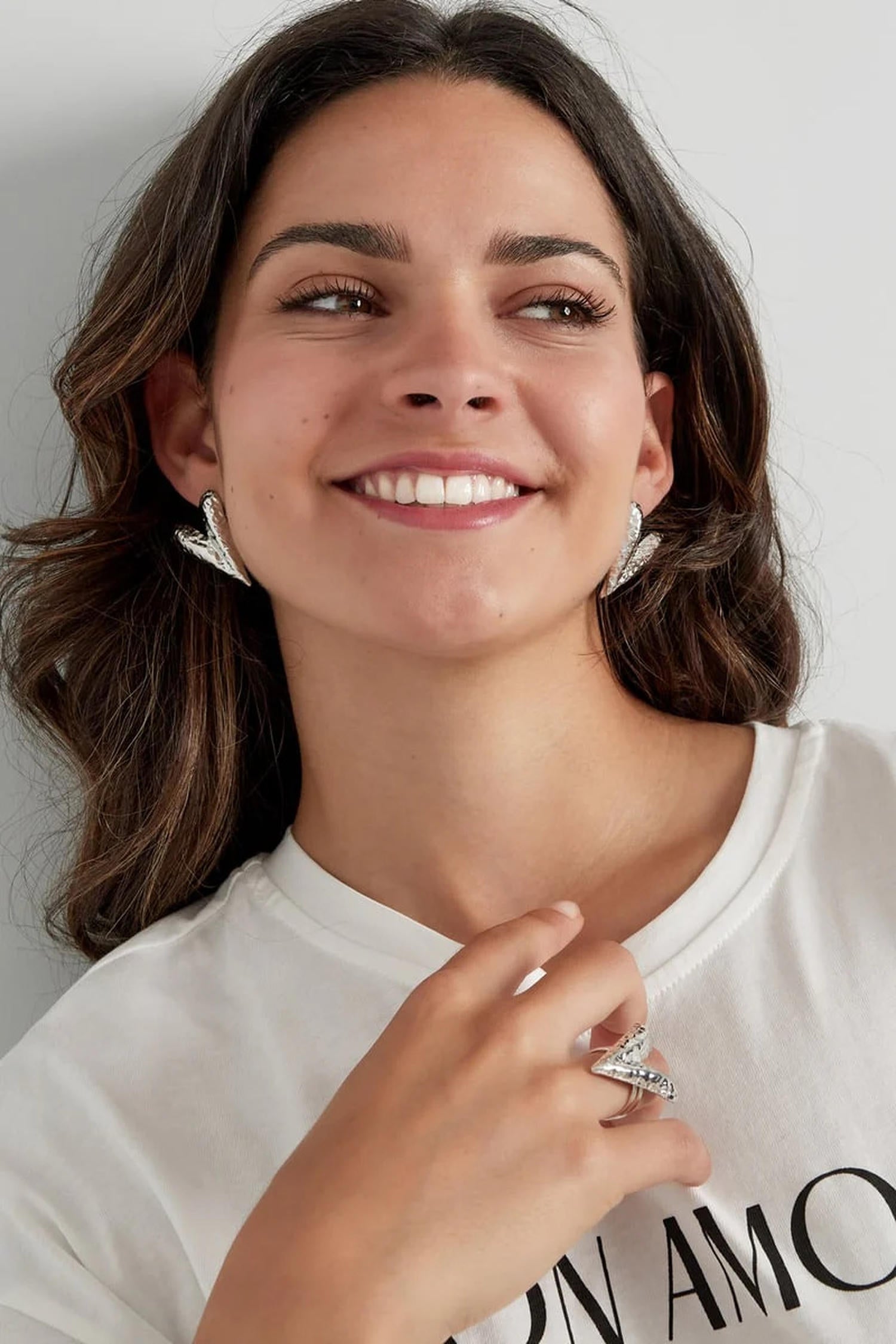 structured love oorbellen