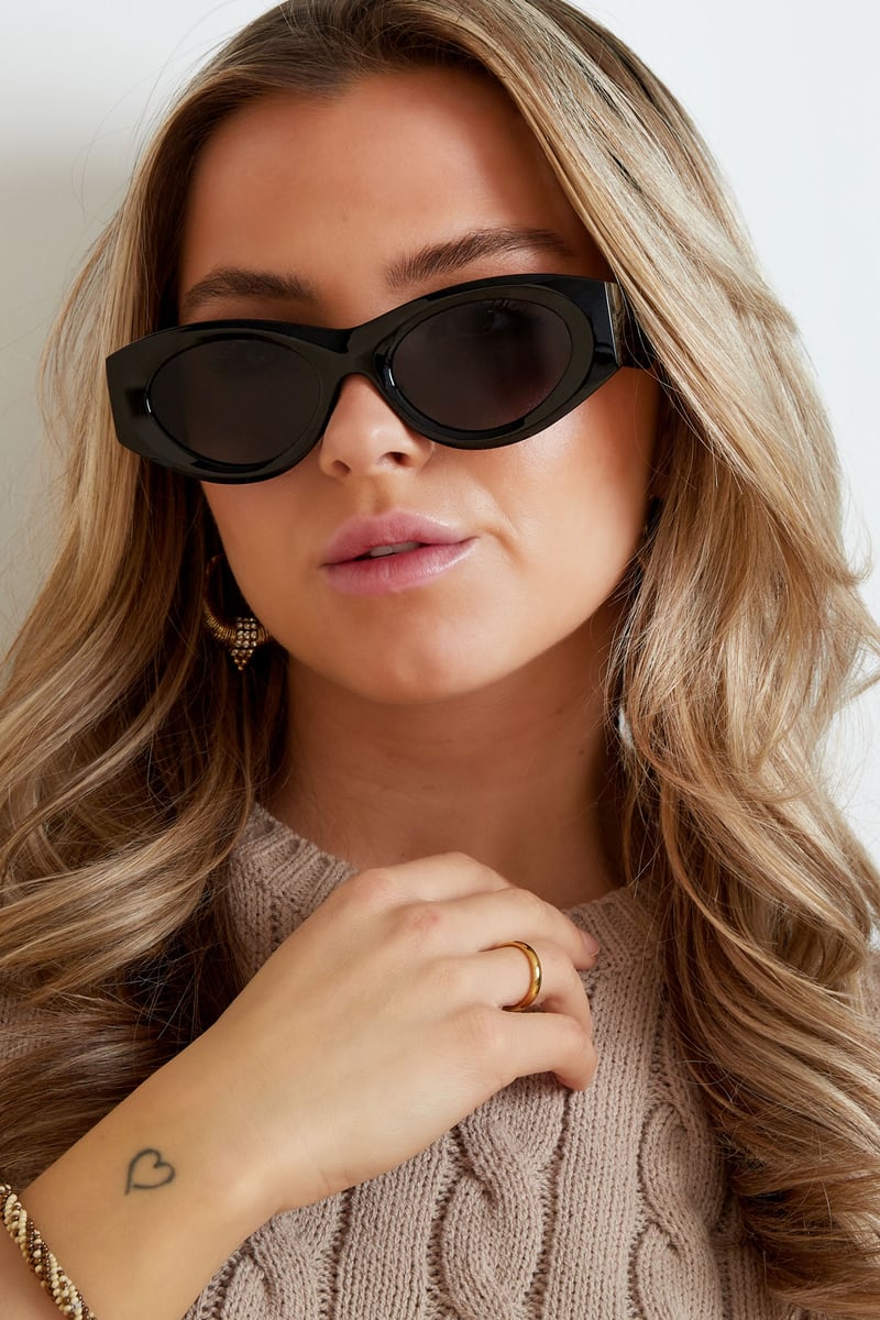 Retro look a like zonnebril - zwart