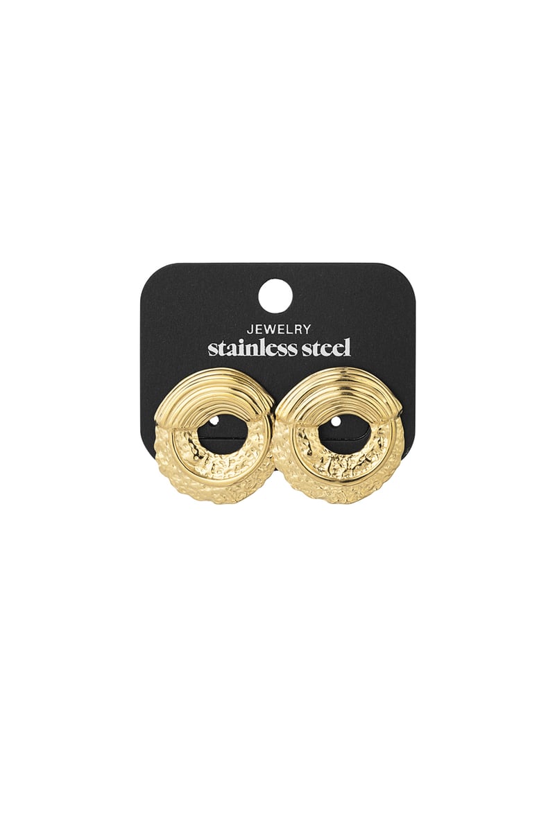 earrings structured round