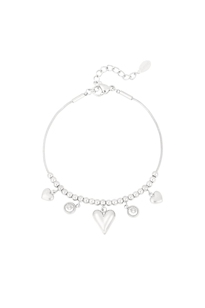 gleaming heart armband