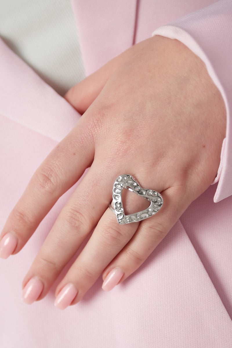 textured love ring