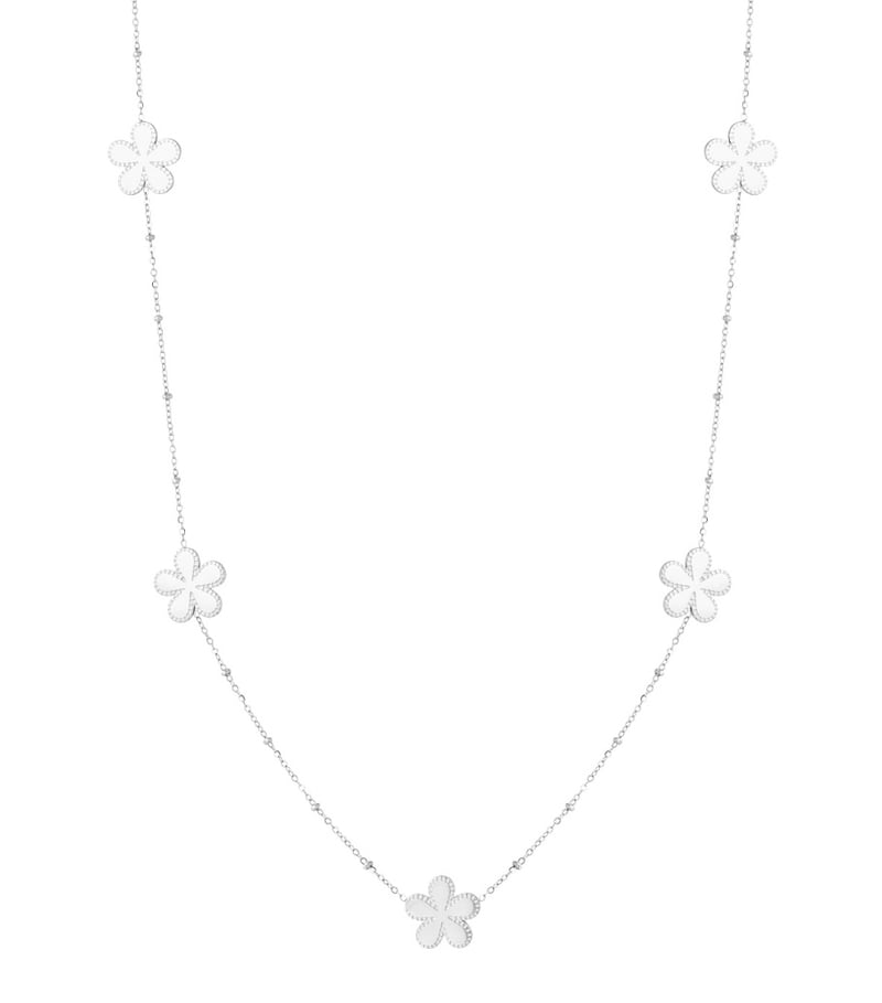 lange ketting met bolletjes en bloemen