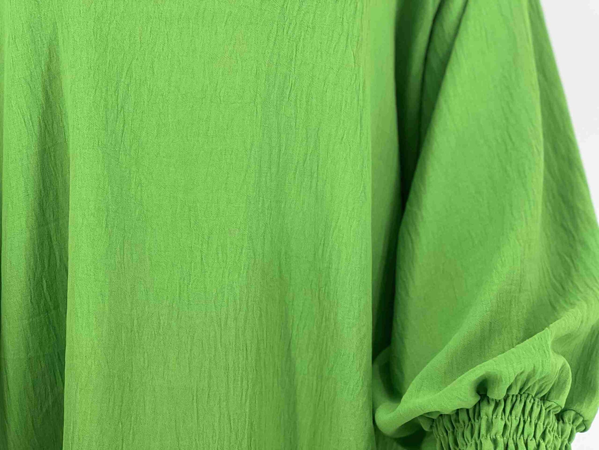 groene top vlindermouwen