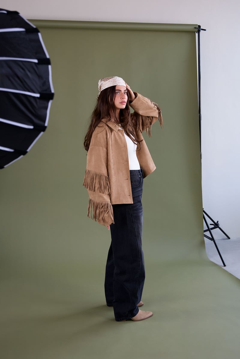 Suedelook jasje met franjes