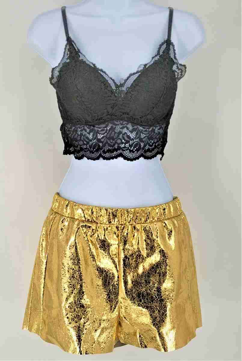 METALLIC SHORT GOUD