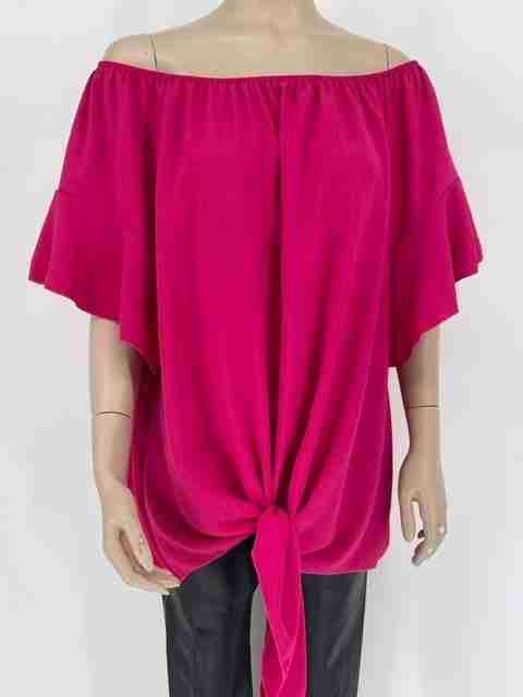 knoop off shoulder shirt