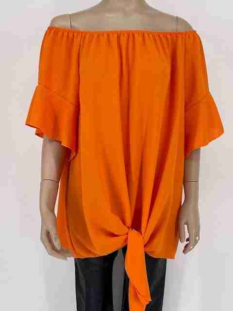 knoop off shoulder shirt